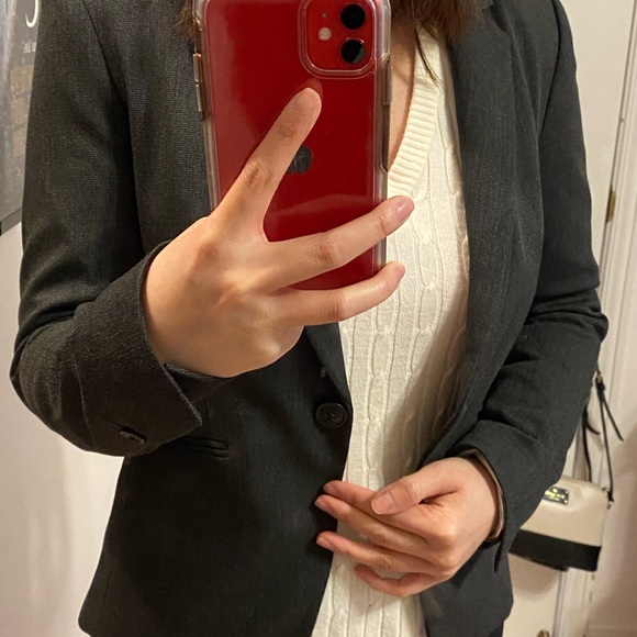 Blazer - Picture 2 of 5